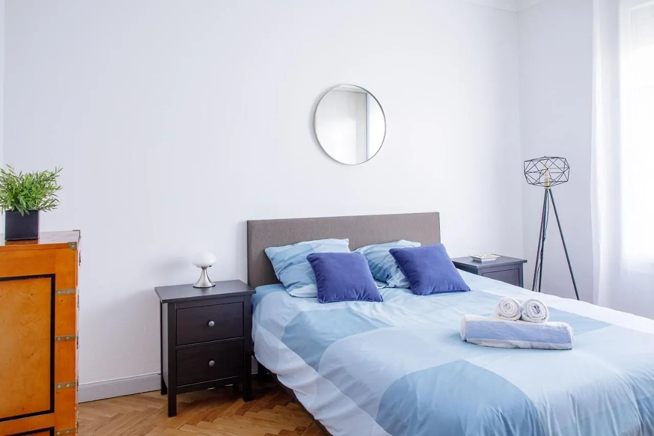 Bel Appartement Face A La Mer Pres Du Centre - Le Voilier By Halldis Cannes France